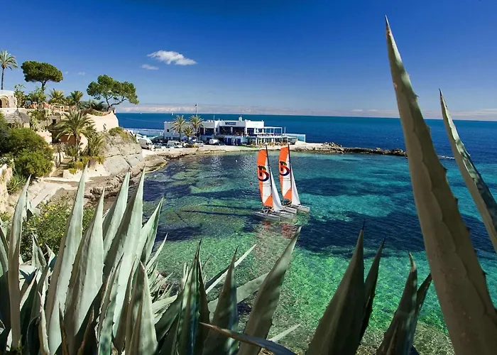 Tran - Plusholidays Vila